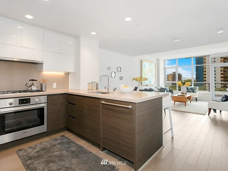 583 Battery St #809N — Photo 2