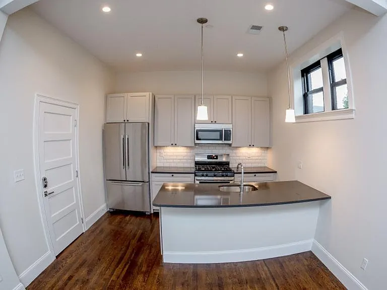 11 Newcomb St #110 — Photo 4