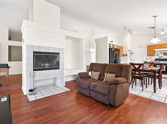 2nd image of 3005 Holline Ct