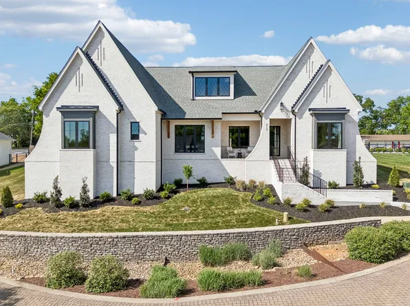 713 Halcyon Way, Columbia, TN 38401