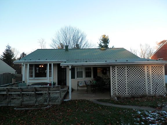 2nd image of 113 Travelers Ln