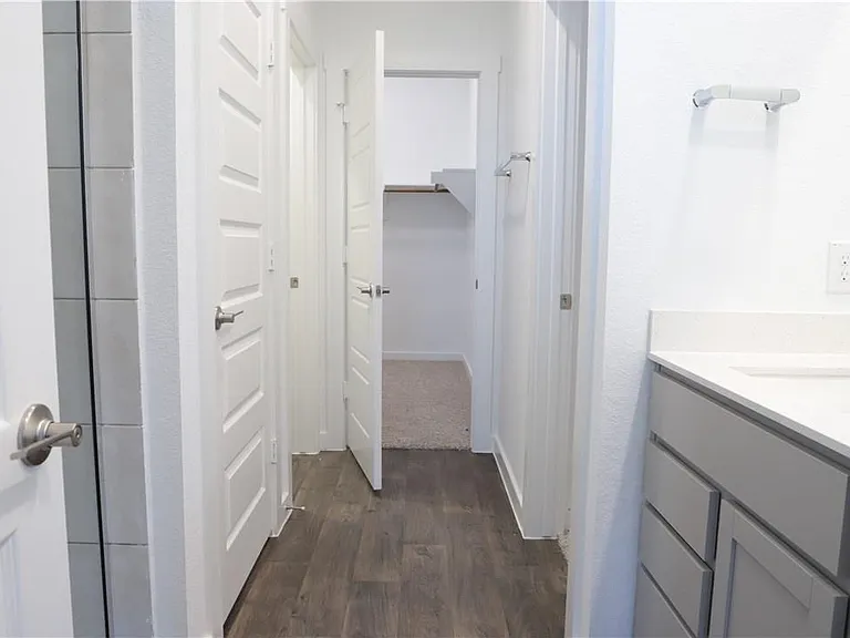 3720 Niddry Dr — Photo 24