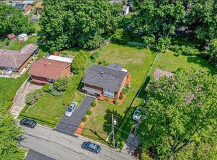 620 Pinefrost Dr, Monroeville, PA 15146