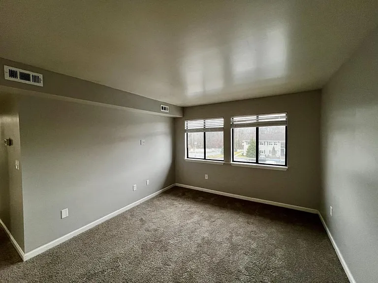 950 Life Dr #2 — Photo 3