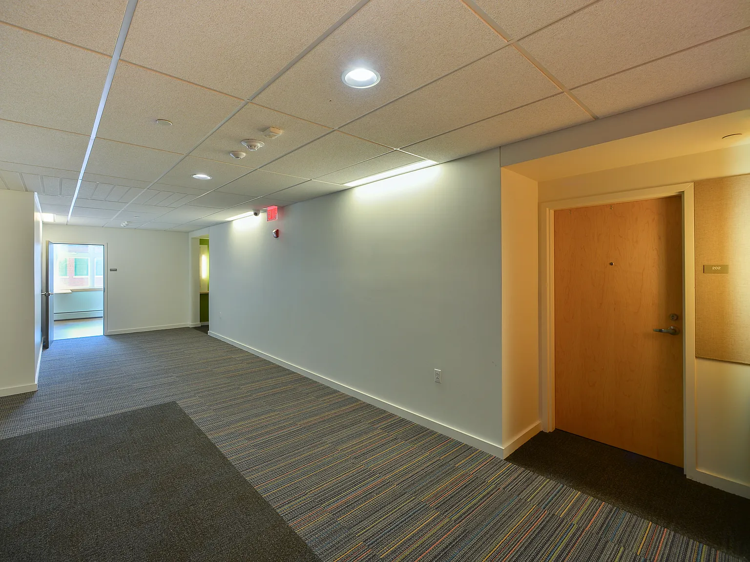 South Main — Photo 4