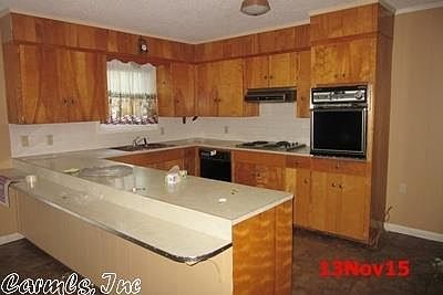 3rd image of 107 Essex St