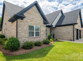 4282 Holly Cir NE, Conover, NC 28613