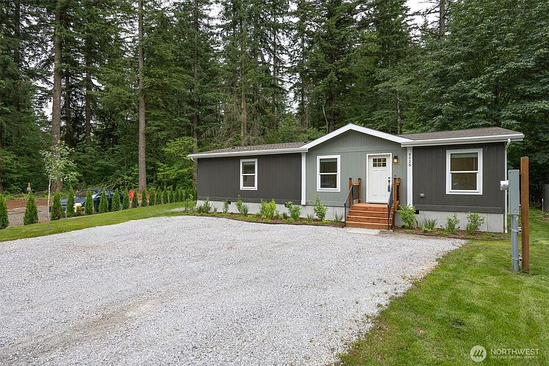 2nd image of 8528 Juniper Place