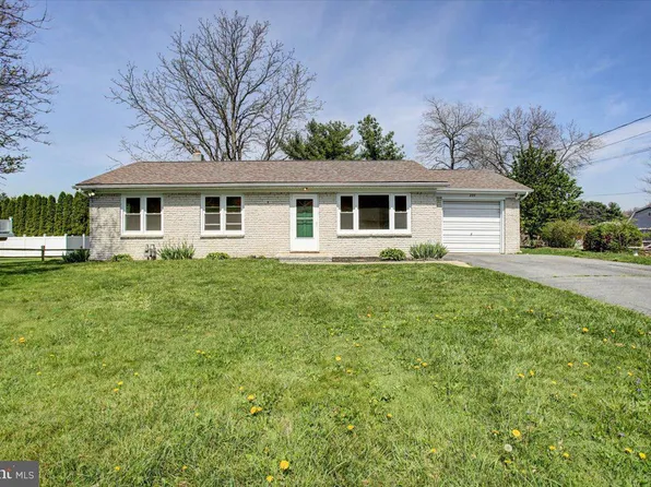 203 University Dr, Mont Alto, PA 17237