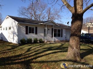 5407 SW 15th St, Topeka, KS 66604