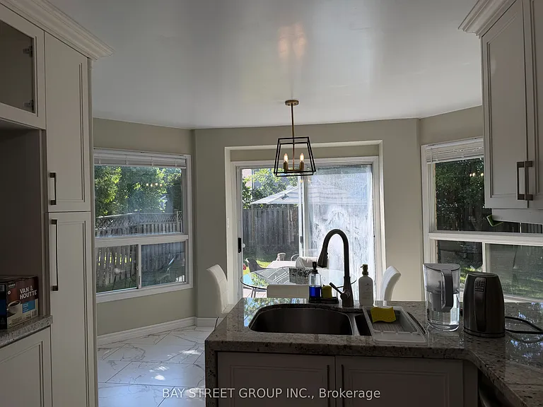 9 Ingleborough Ct — Photo 10