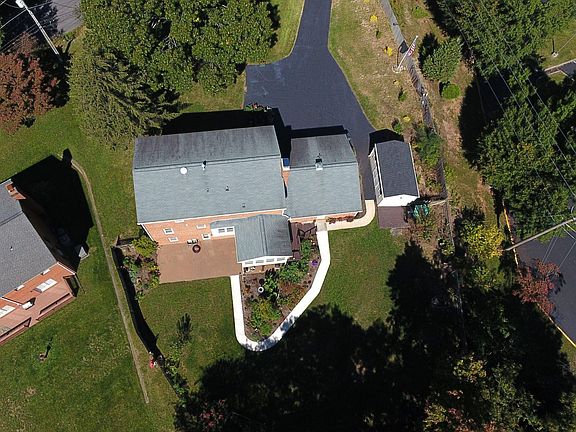 2nd image of 3502 Dogwood Ln SW