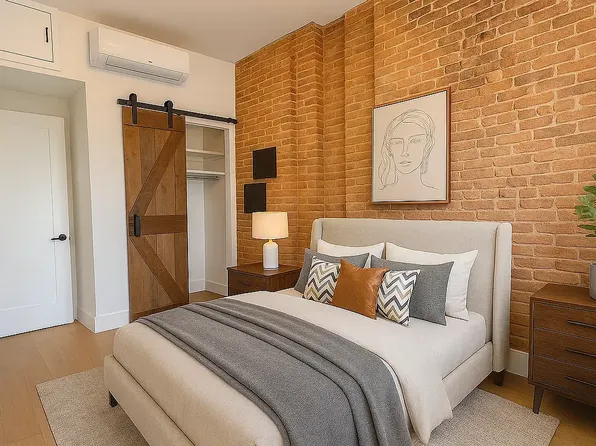 1853 Cornelia Street image 1 of 15