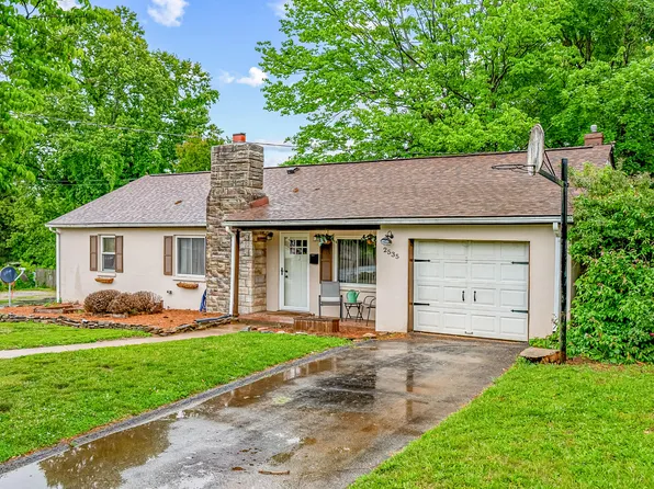 2535 Vancouver Dr NW, Roanoke, VA 24012