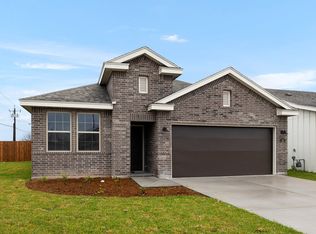 101 San Antonio Dr, Weslaco, TX 78599