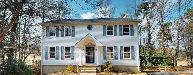 710 Stallings Rd — Photo 1