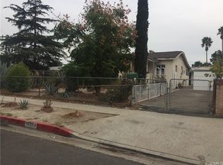 10304 Lorne St, Sun Valley, CA 91352
