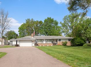 1095 N College Rd, Mason, MI 48854