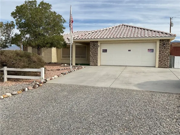 2591 S Dandelion St, Pahrump, NV 89048