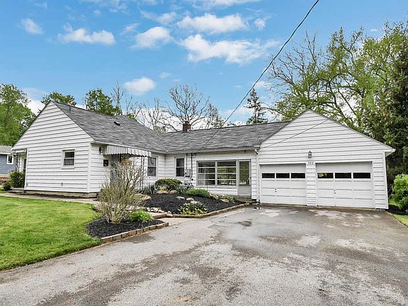 3rd image of 323 Westview Ave