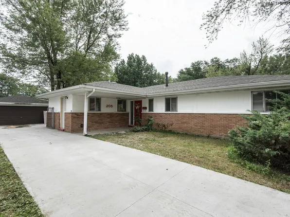 205 Lee St, Park Forest, IL 60466
