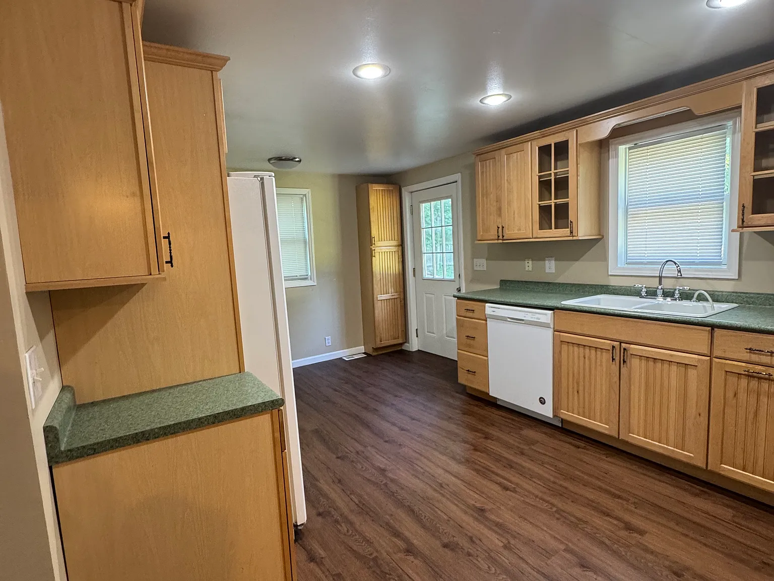 349 East Ave — Photo 3