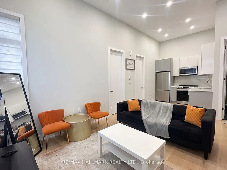 5 Norbury Cres — Photo 7