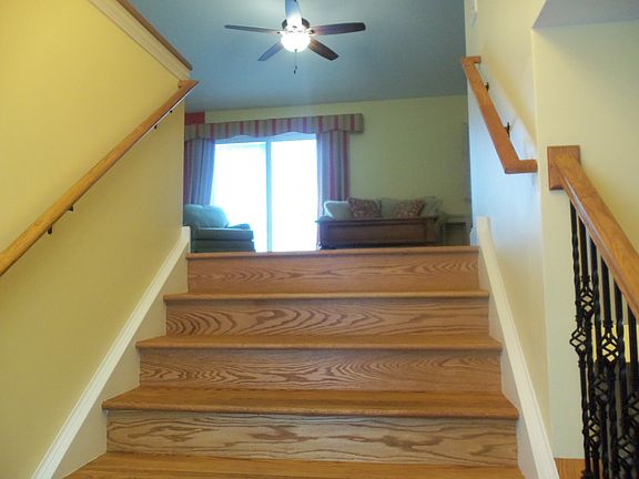 3rd image of 2340 Parklake Dr