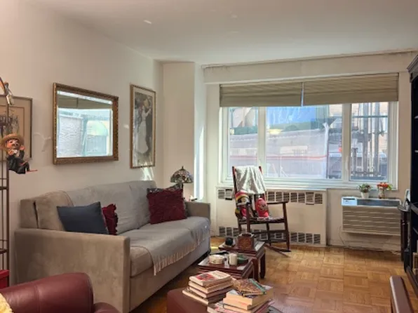 411 East 53rd Street image 1 of 9