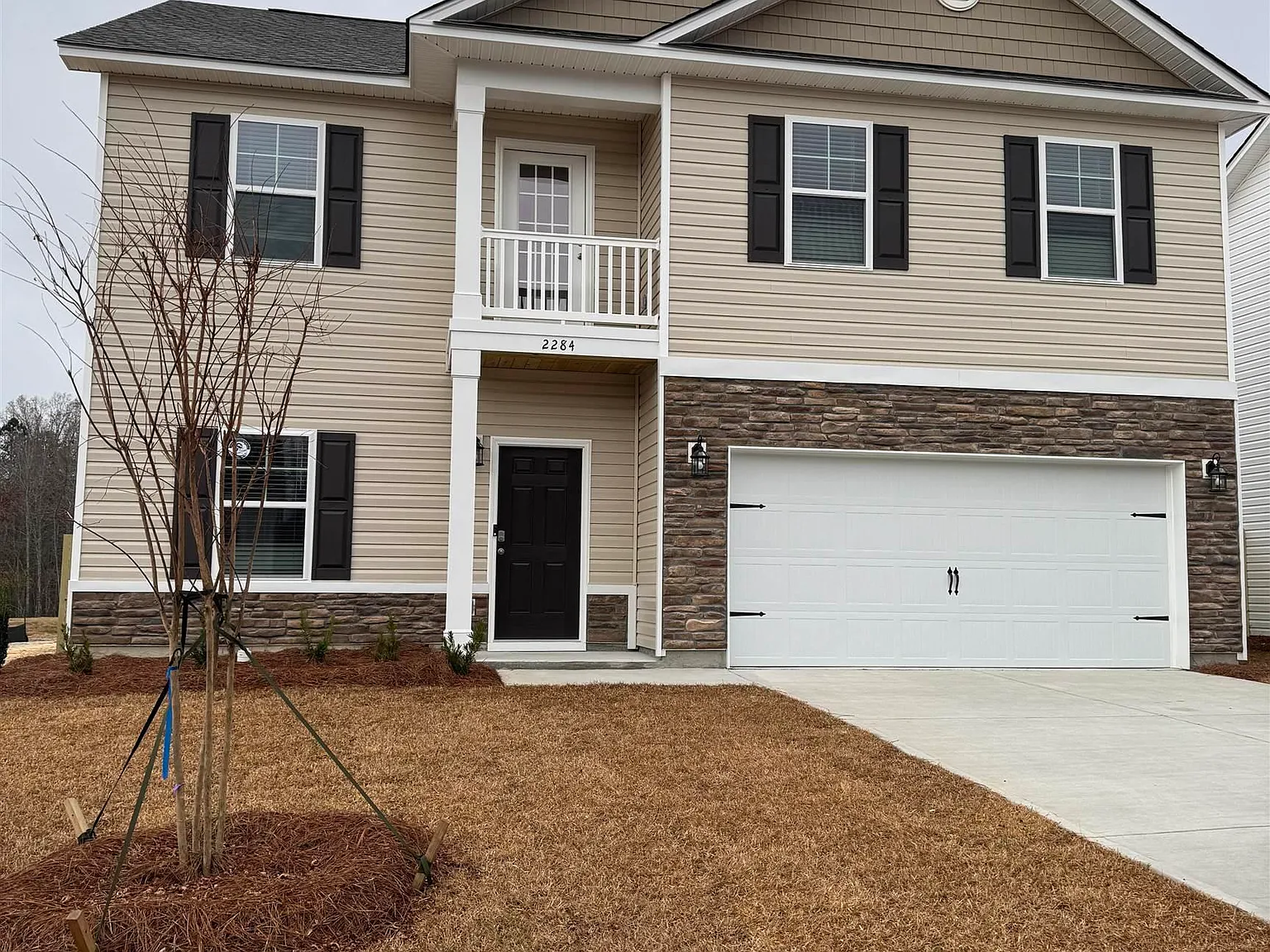 4 bed, 2180 sqft, $2,600 — Photo 1