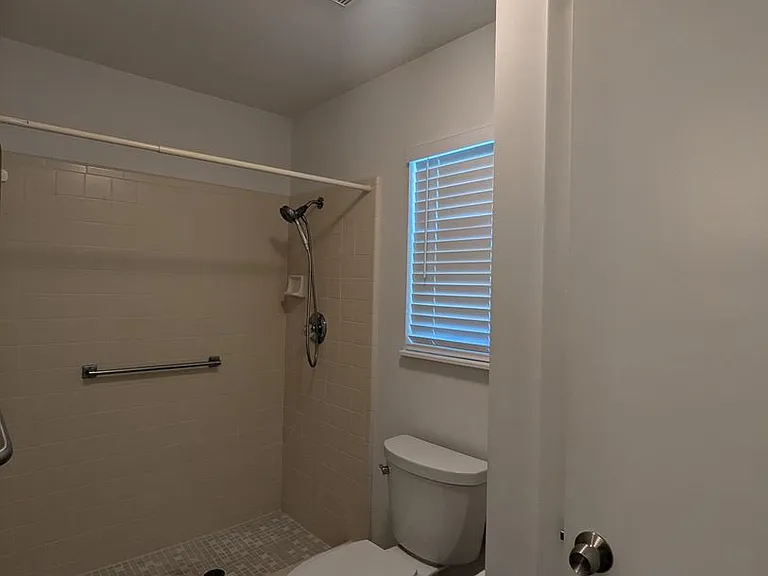 8438 NW 39th Cir — Photo 13