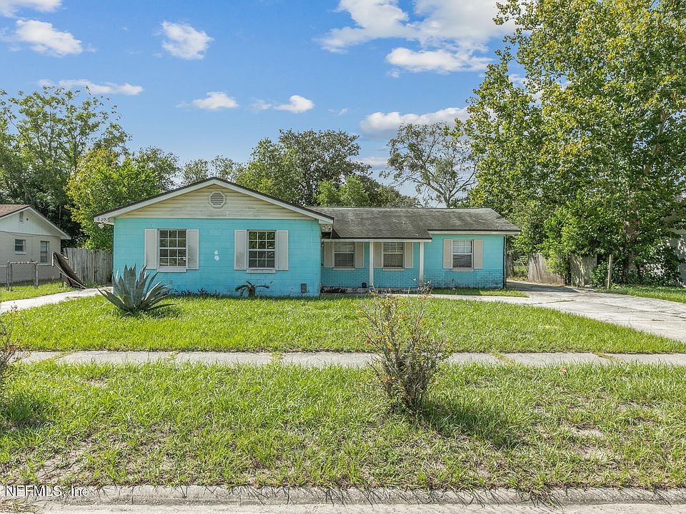 1st image of 8202 OLD ENGLISH Drive