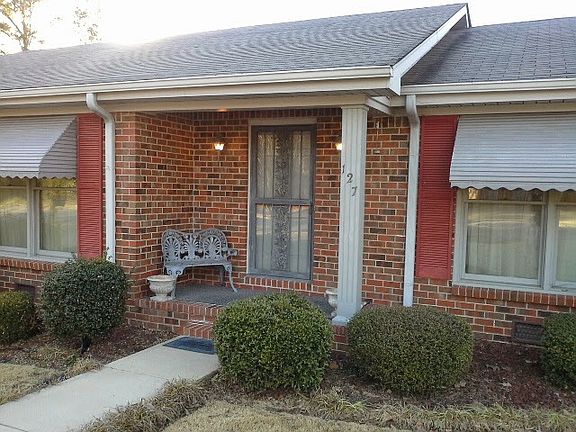 2nd image of 127 Benita Dr