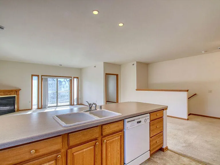 1420 Gabriel Dr #4 — Photo 5