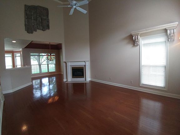 3rd image of 8620 Belle Mina Way