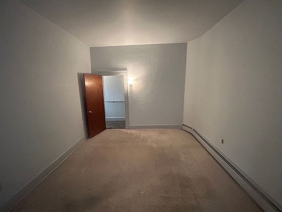 bedroom1