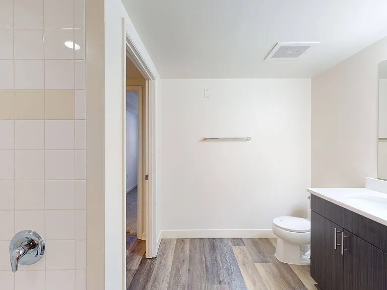 1301 Thomas Circle — Photo 57