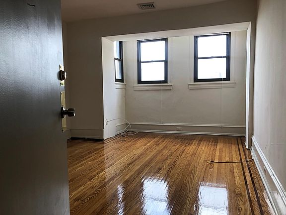 2nd image of 1532 Spruce St #926