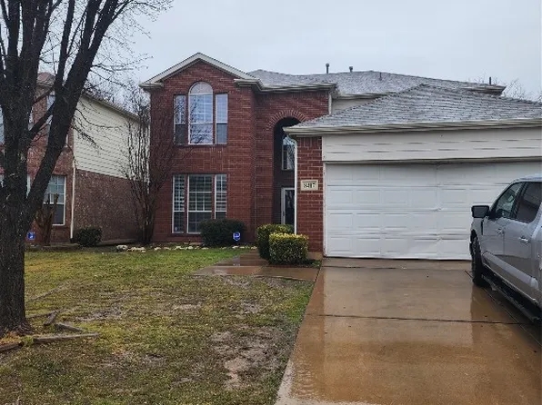 8417 Vicksburg Ln, Fort Worth, TX 76123