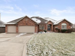 4871 S Franwood Pl, Springfield, MO 65810