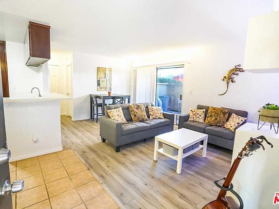 2nd image of 838 Coriander Dr Unit B