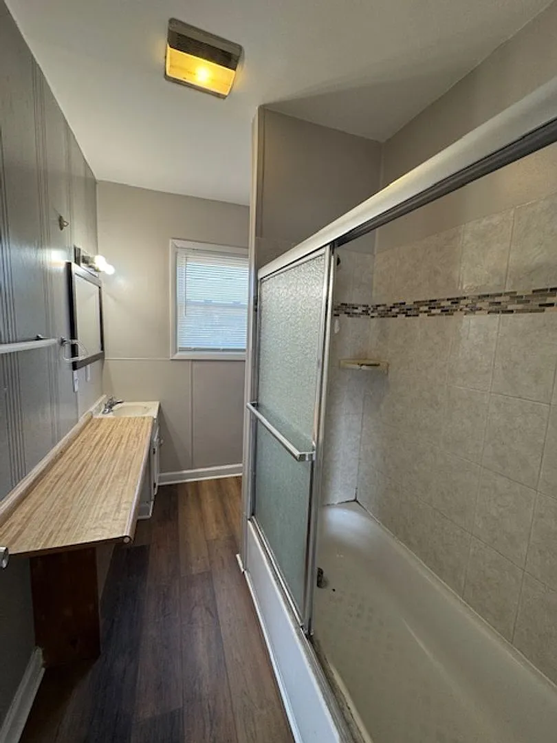 1332 Stevens Ave — Photo 4