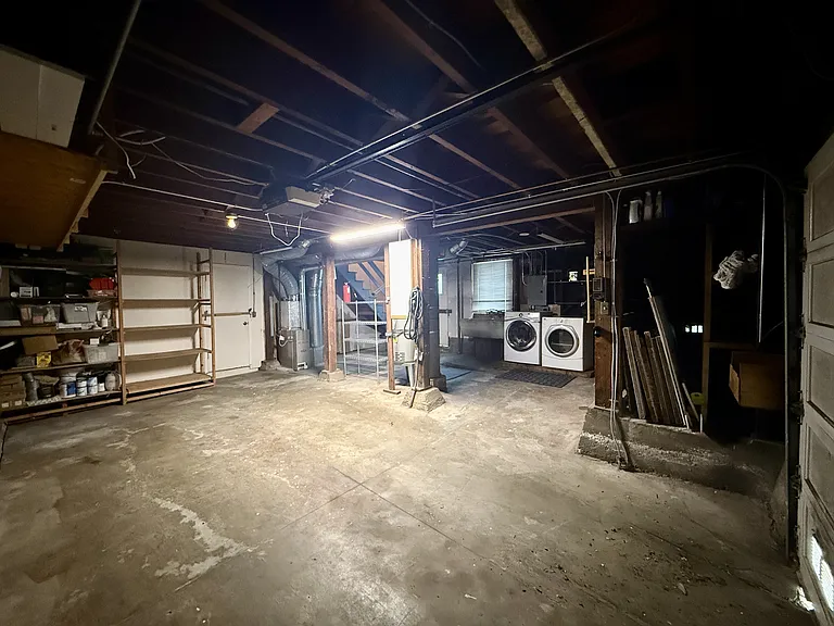 658 Rockdale Dr — Photo 27
