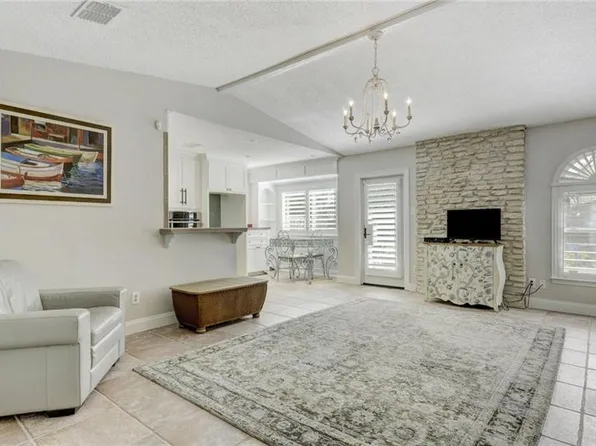 2105 Trede Dr, Austin, TX 78745