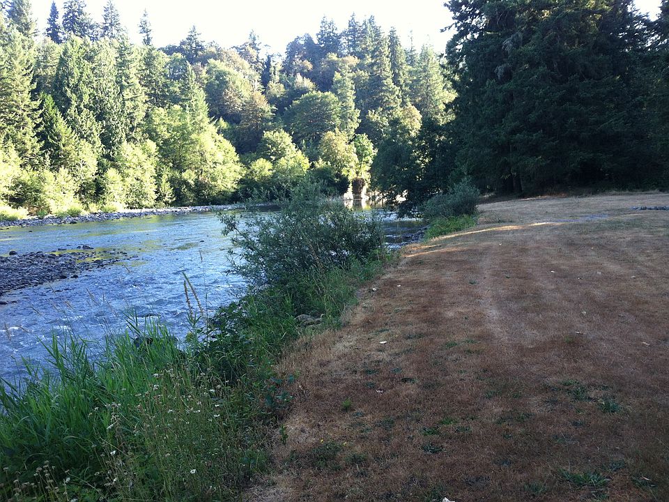 2nd image of 40200 SE Kubitz Rd