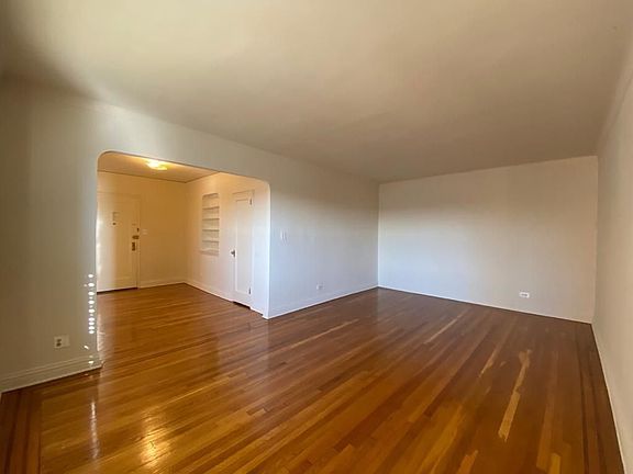 4th image of 88-11 63rd Dr #527