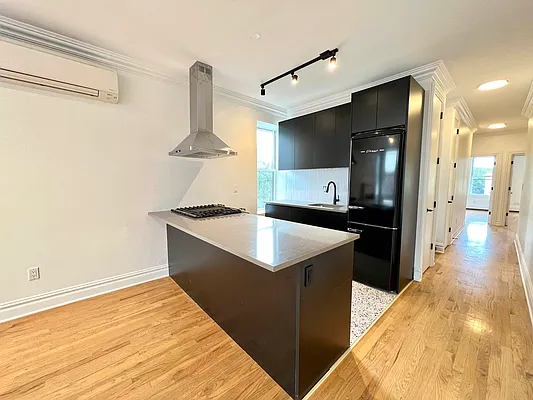 Rented by Nolita Group | media 22