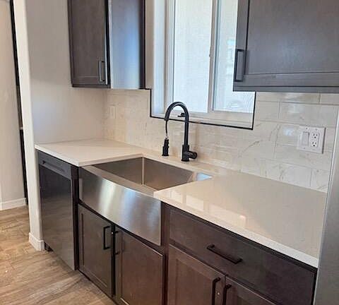 3rd image of 3045 Gato Rd