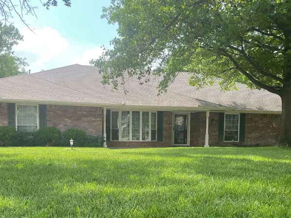 1602 Quailwood Dr, Enid, OK 73703