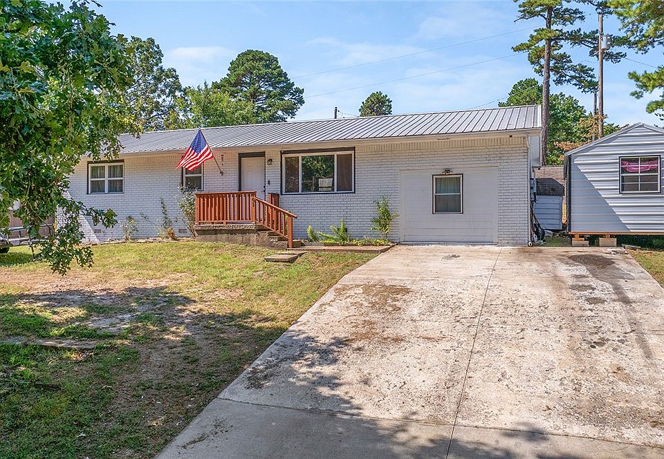 1st image of 103 Circle Dr